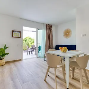  Apartamento Moderno Con Piscina En España